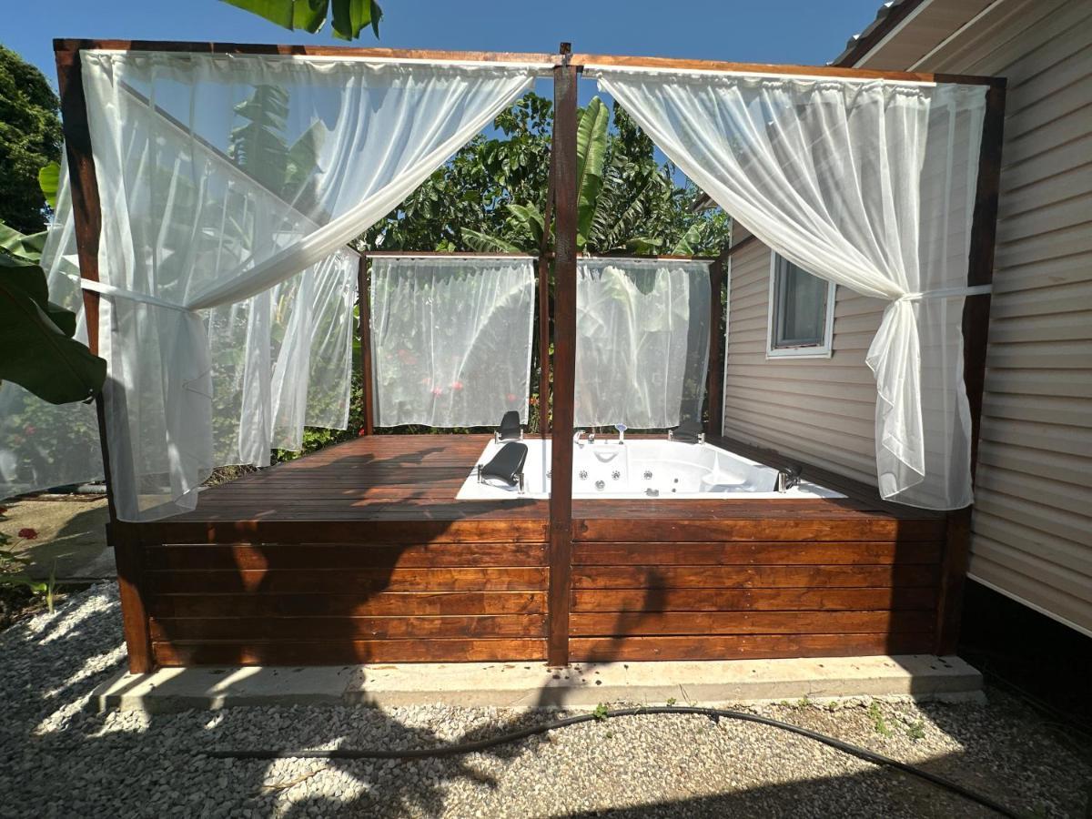 Hotel Kiris Garden